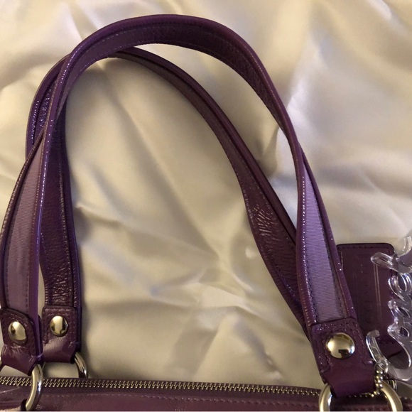 New Coach Poppy handbag in light lilac/violet purple - Picture 5 of 10